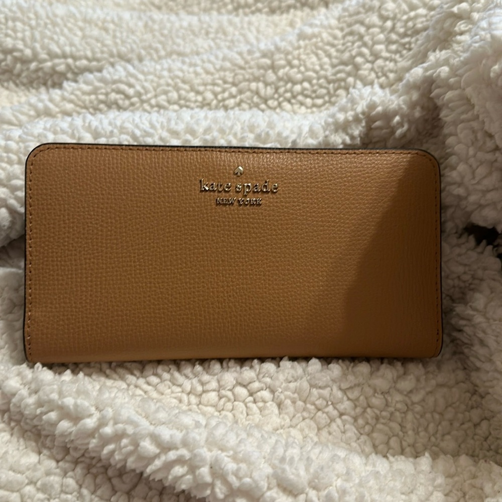 Kate Spade Tan Wallet